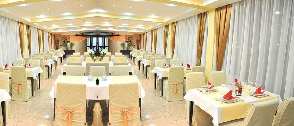Hotel Beograd - Yu Lukavica Eksteriør bilde
